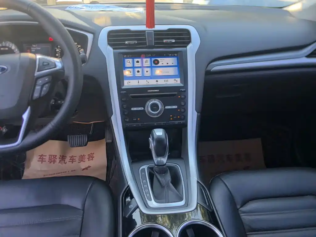 Ford Mondeo — миниатюра 13