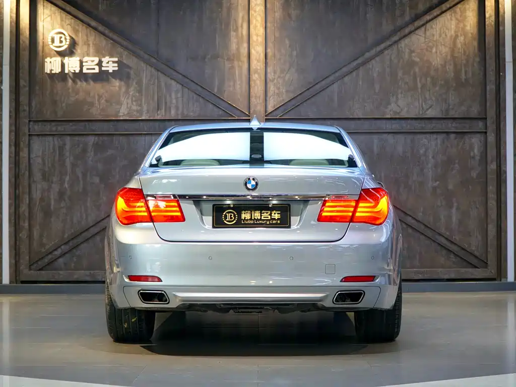 BMW 7 Series 7 2010 4.4T