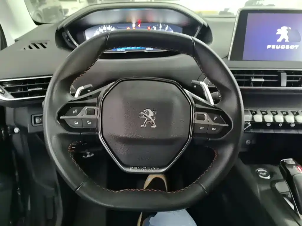 Peugeot 5008 — миниатюра 11