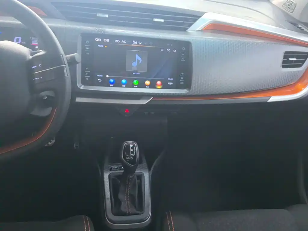 Geely Vision X1 — миниатюра 13
