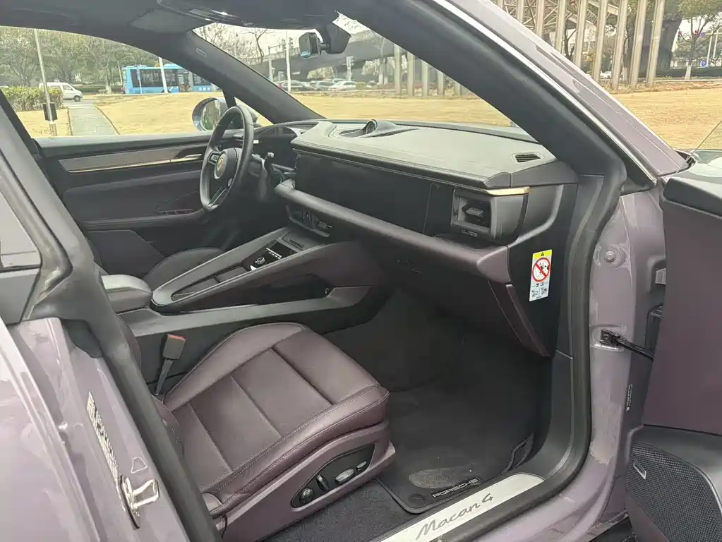 PORSCHE MACAN NEW ENERGY