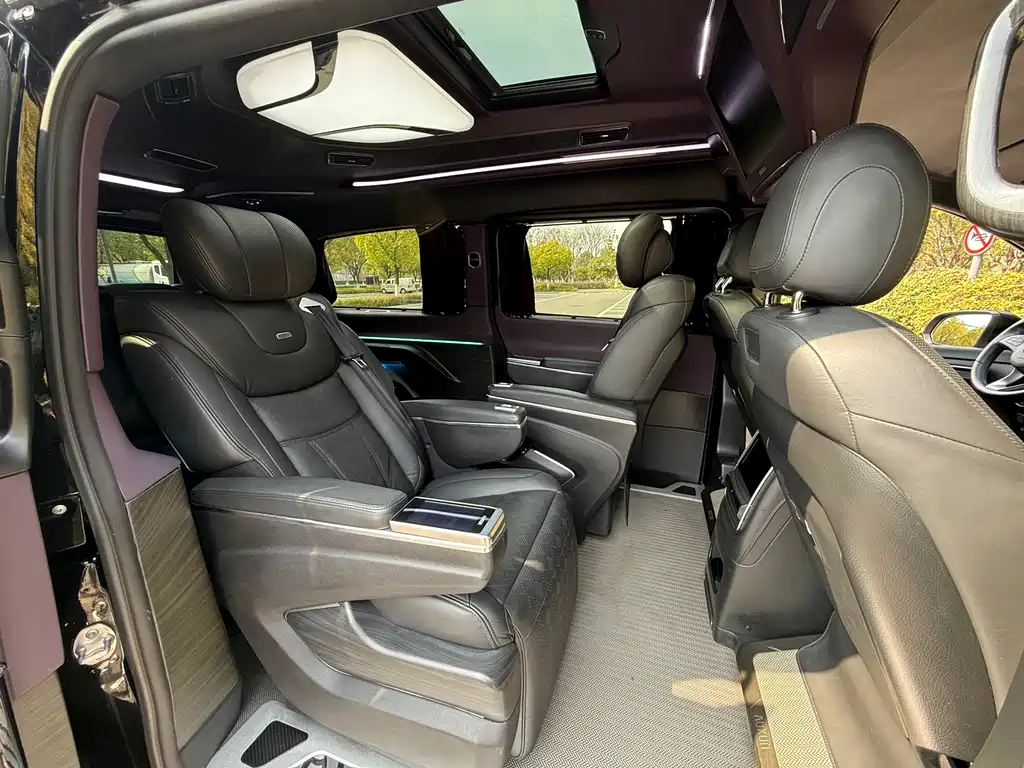 MERCEDES-BENZ V CLASS