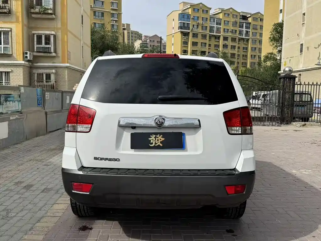 Kia Borrego — миниатюра 4