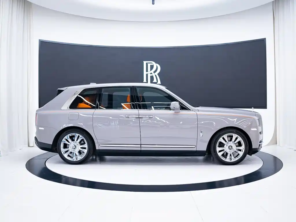 Rolls-Royce Cullinan — миниатюра 7