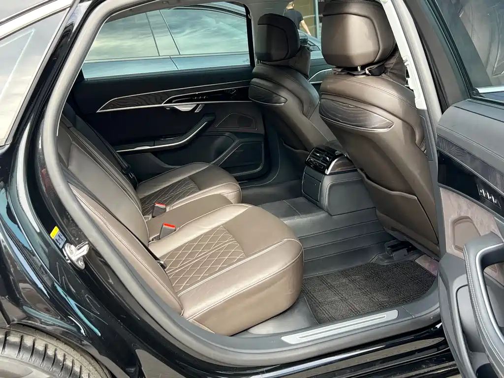 Audi A8 2024 A8L 50 TFSI quattro