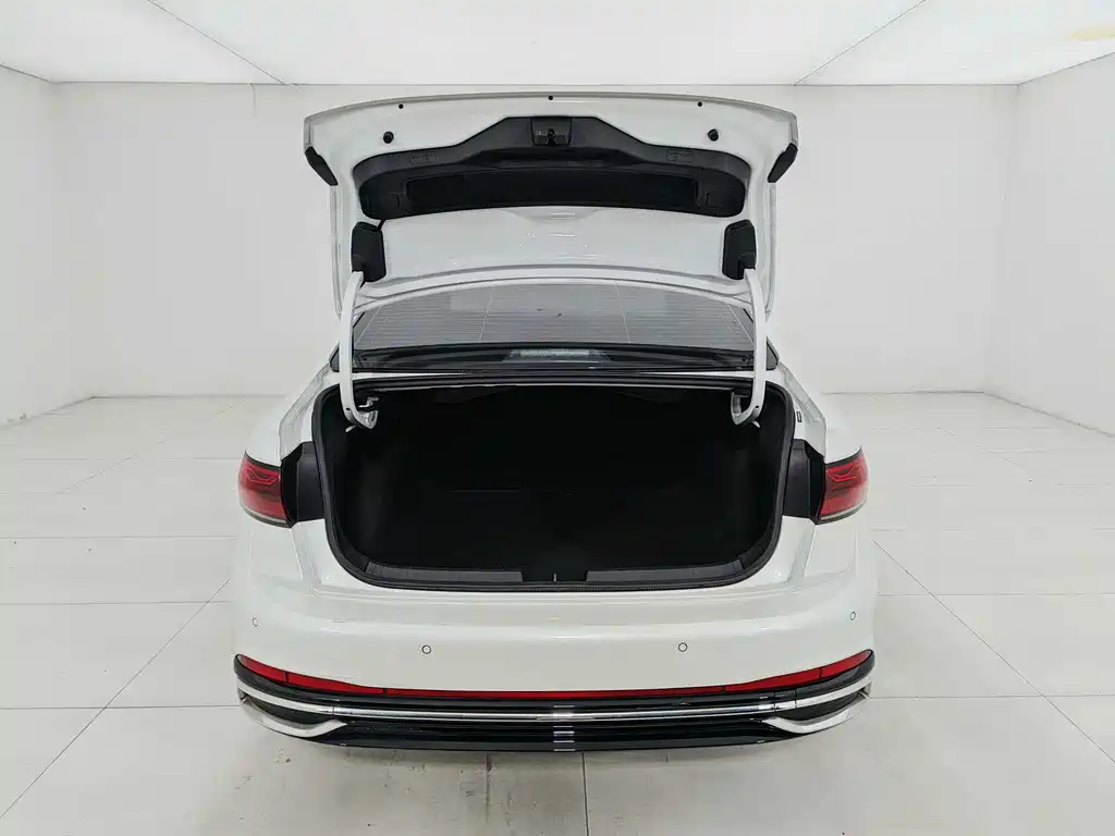 Volkswagen Sagitar — миниатюра 21