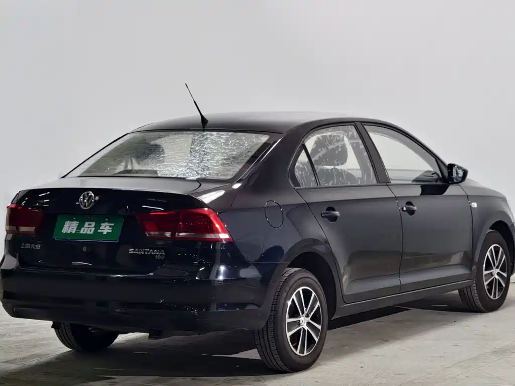 Volkswagen Santana — миниатюра 4