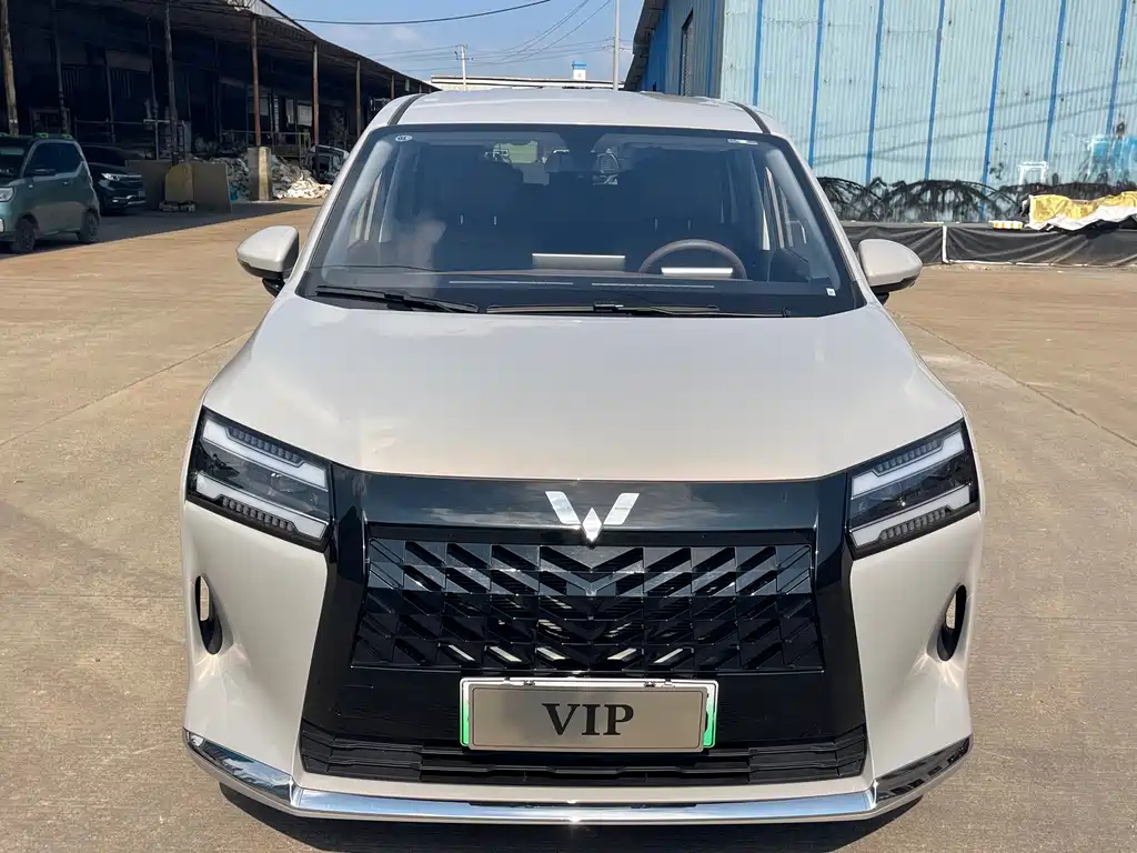 Wuling Звездный свет 730 Новая энергия — миниатюра 2