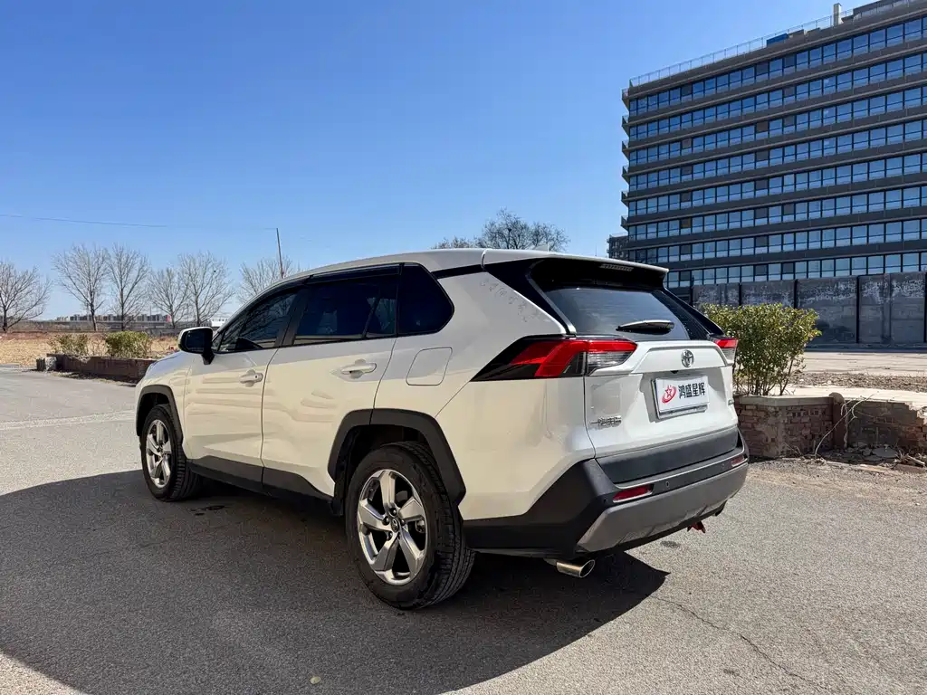 TOYOTA RAV4 RONGFANG