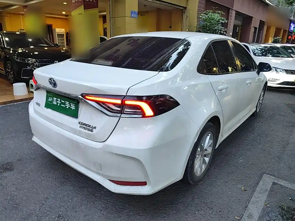 Toyota Corolla — миниатюра 7