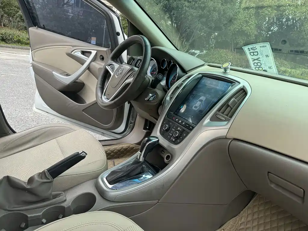 Buick Excelle — миниатюра 16