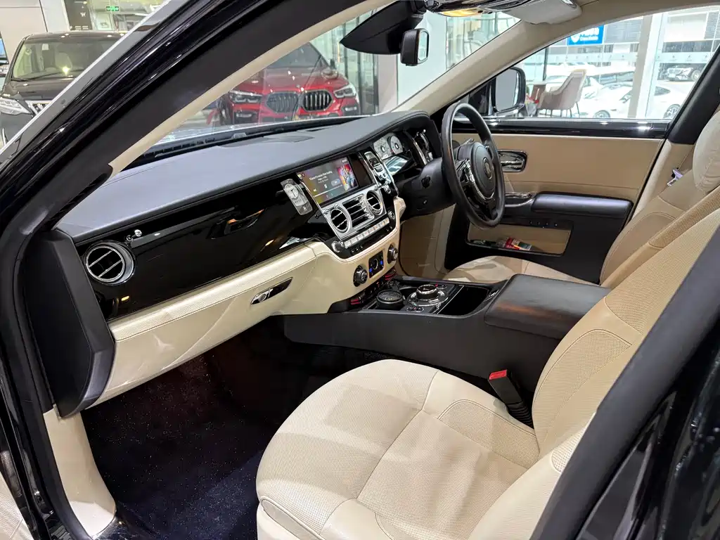 Rolls-Royce Ghost 2010 6.6T Standard