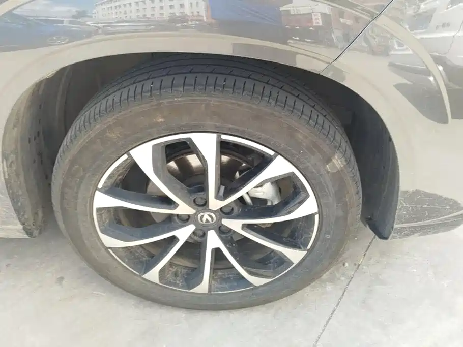 Changan UNI-Z 2024 iDD 125km Lead