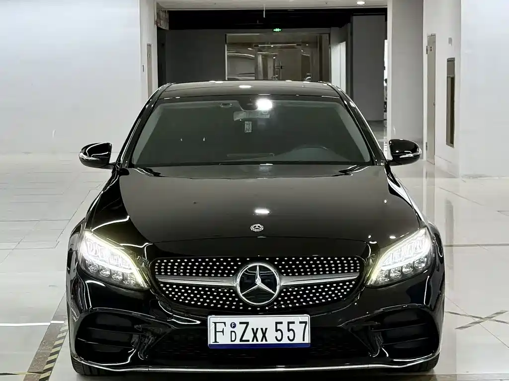 Mercedes-Benz C-Class — миниатюра 2