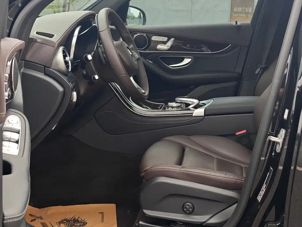 Mercedes-Benz GLC — миниатюра 7