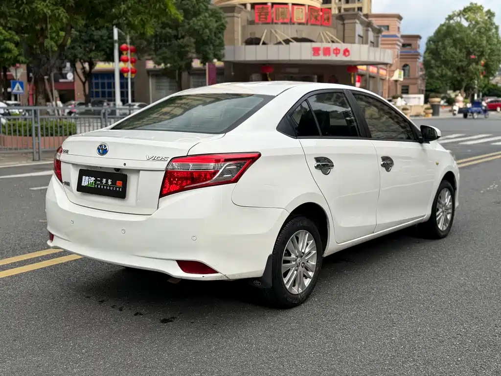 Toyota Vios — миниатюра 15