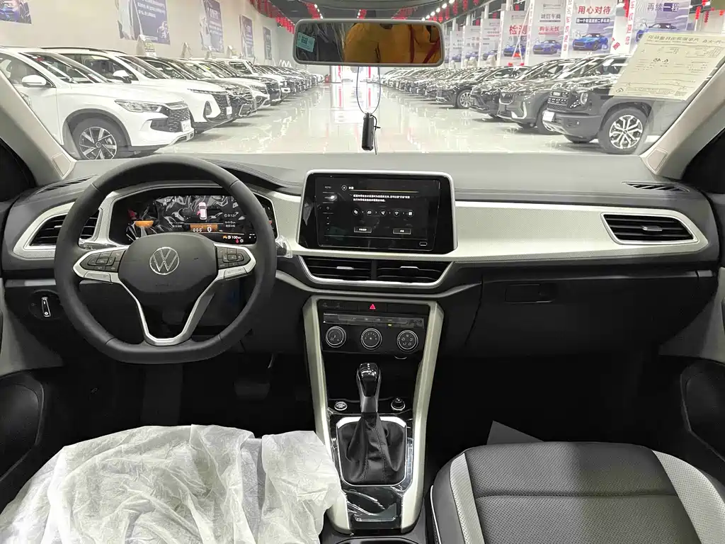 Volkswagen T-Roc 2025 280TSI DSG