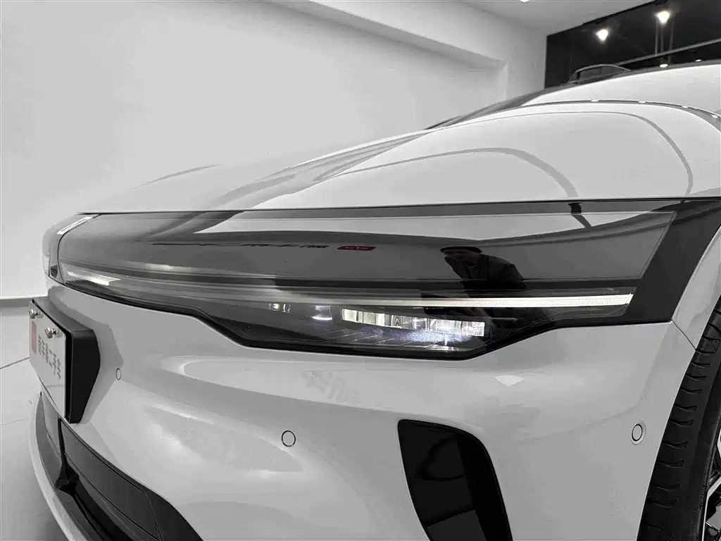 Zeekr 007GT — миниатюра 27