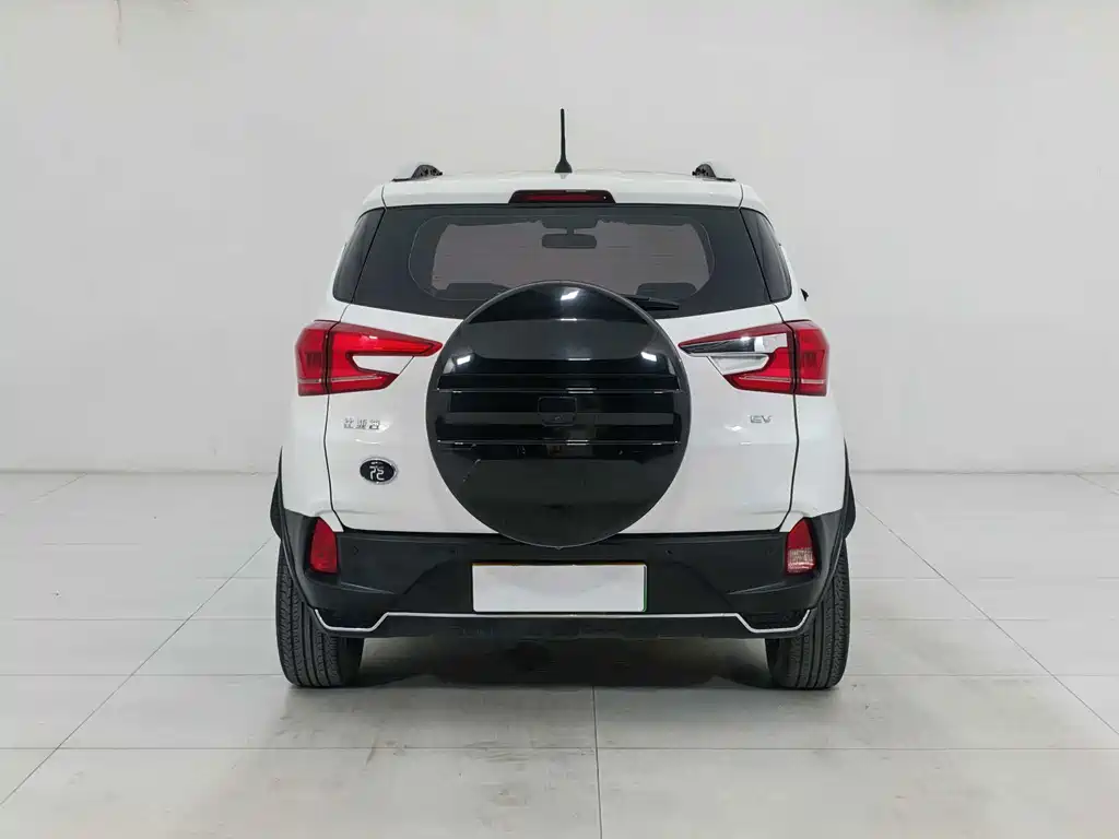 BYD Yuan EV — миниатюра 6