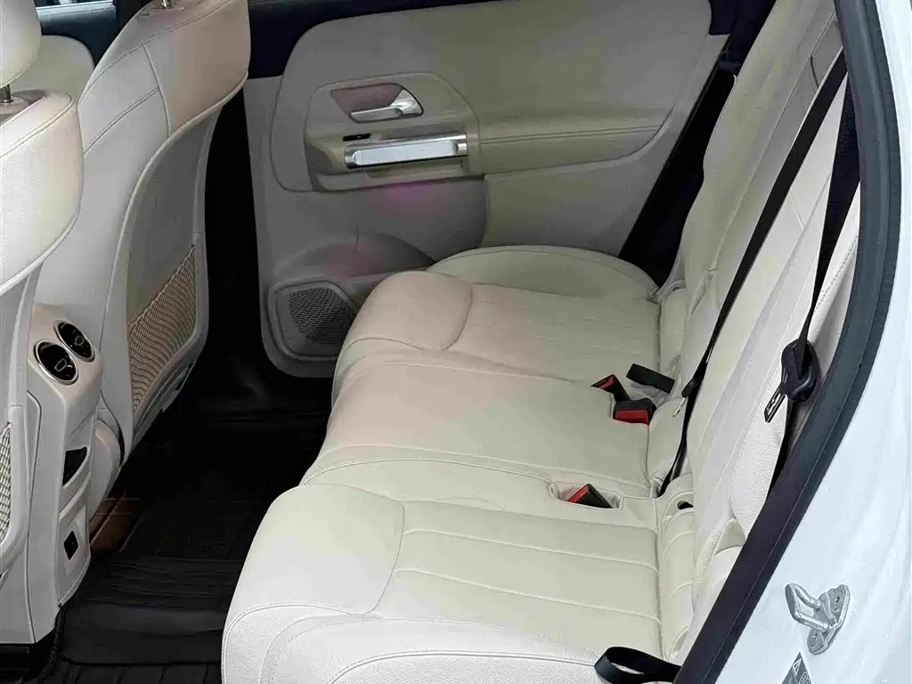 Mercedes-Benz EQB — миниатюра 16