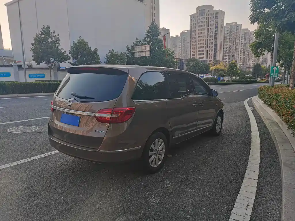 Buick GL8 28T Luxury Type China VI, фото 4