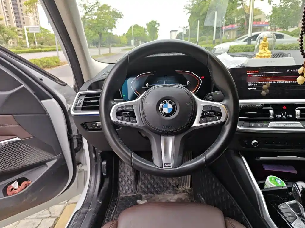 BMW 3 Series — миниатюра 6