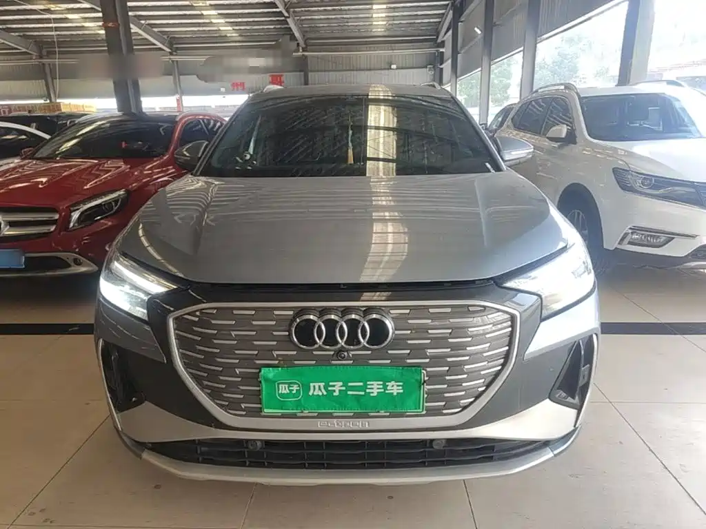 Audi Q4 e-tron — миниатюра 3
