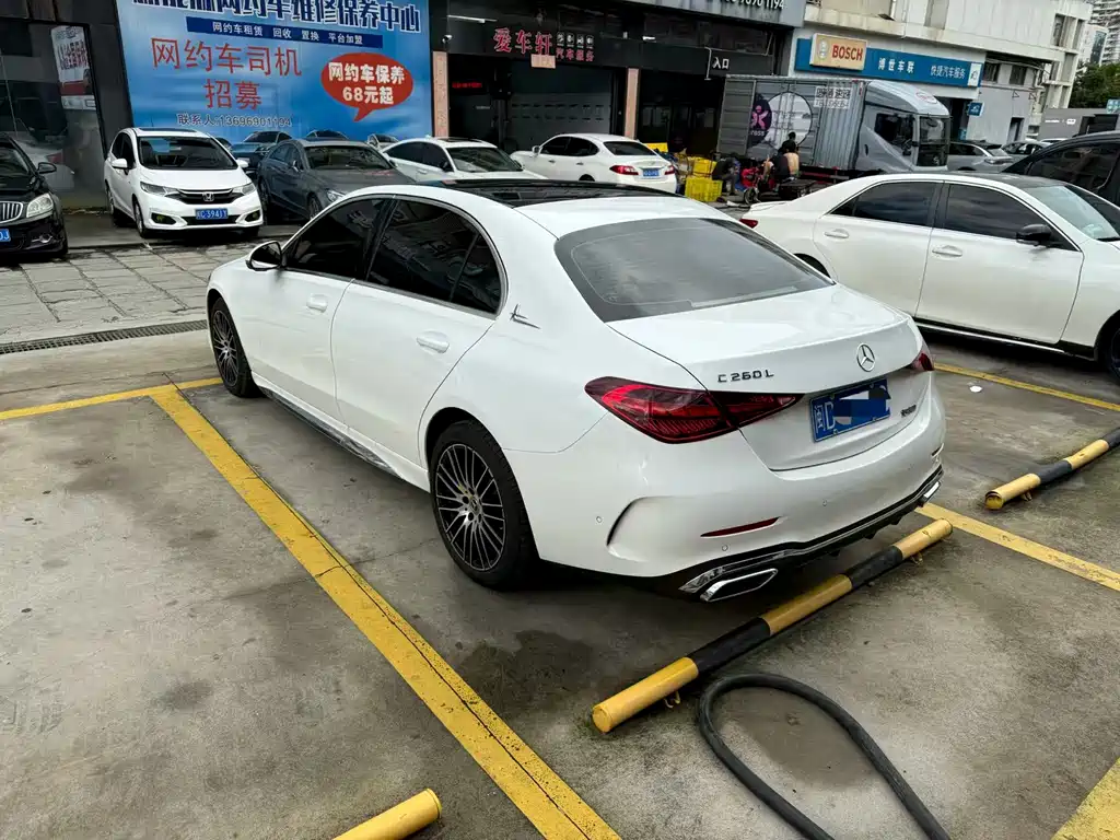 Mercedes-Benz C-Class — миниатюра 4