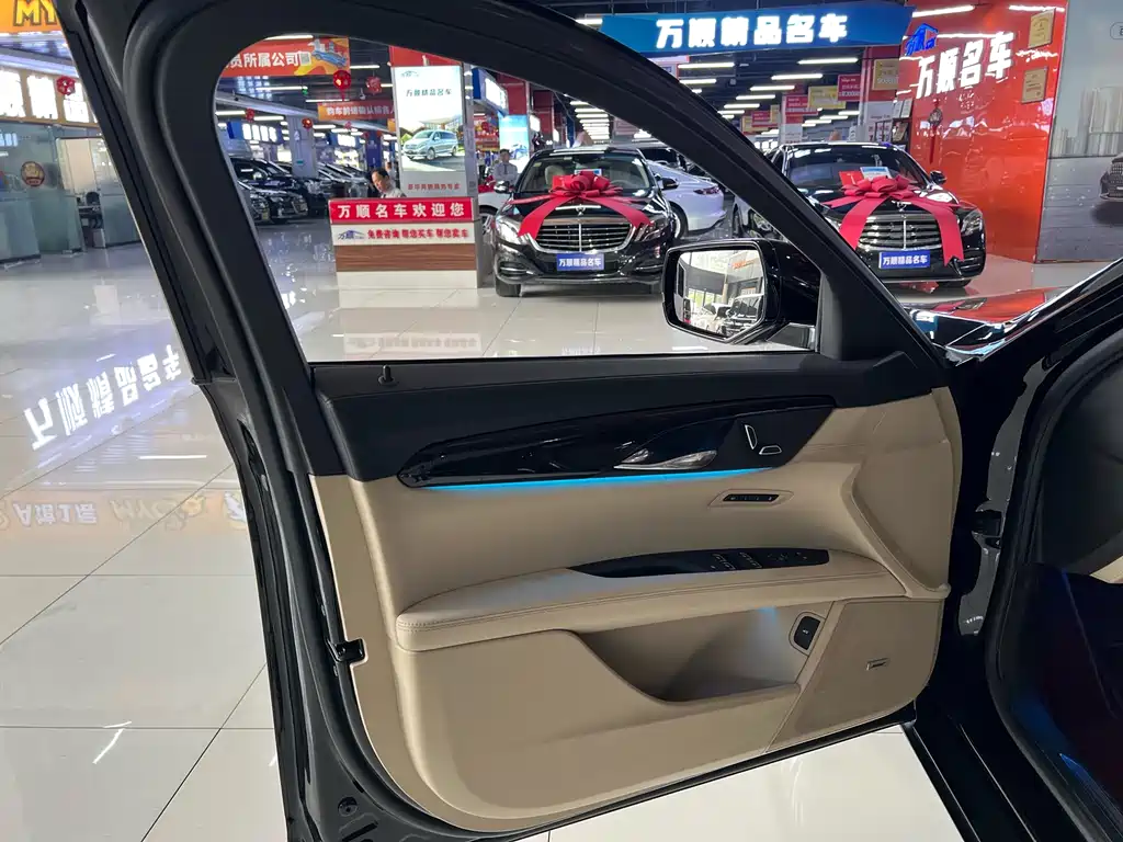 Cadillac CT6 2021 28T Fashion