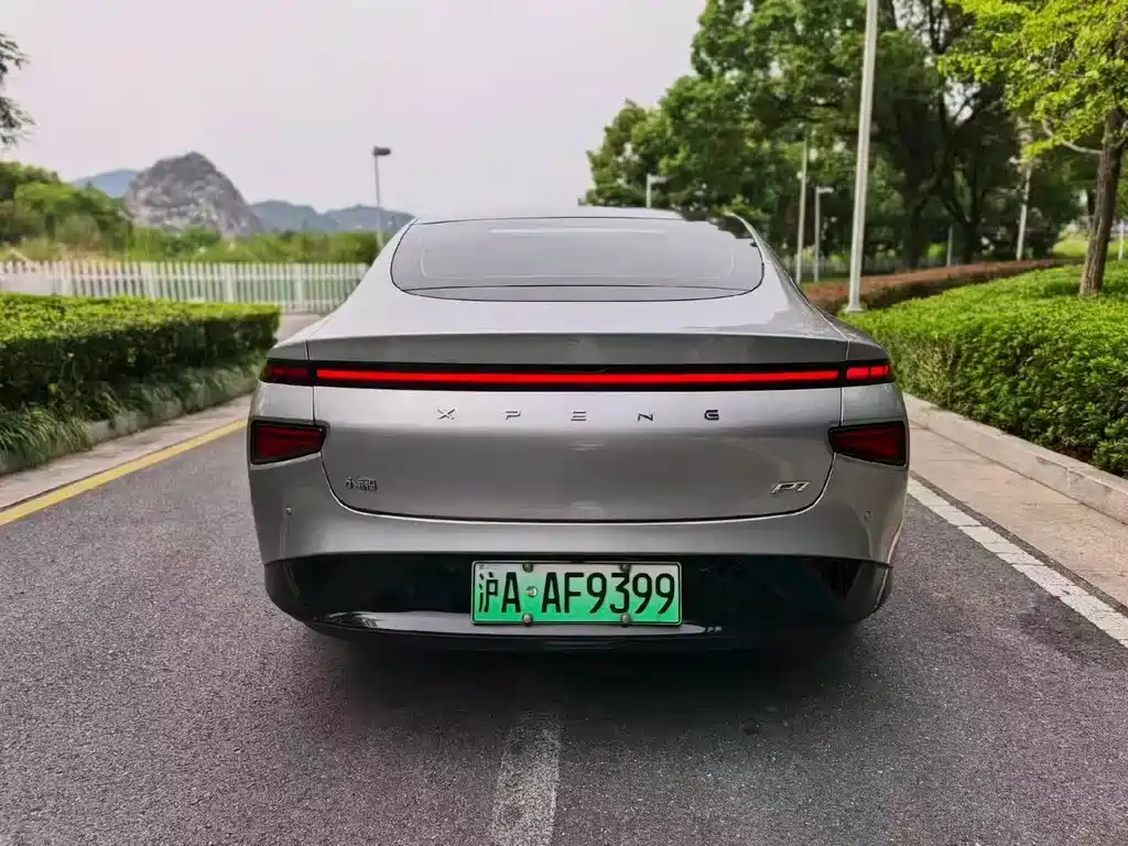 XPeng P7 — миниатюра 5