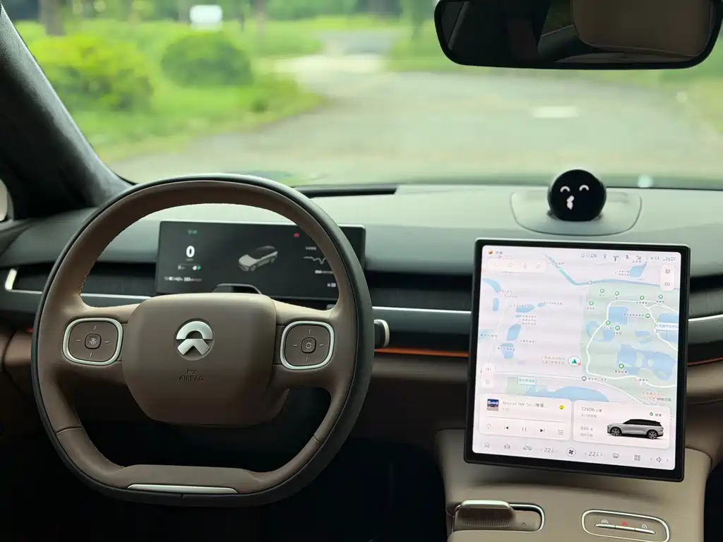 NIO ES8 — миниатюра 14