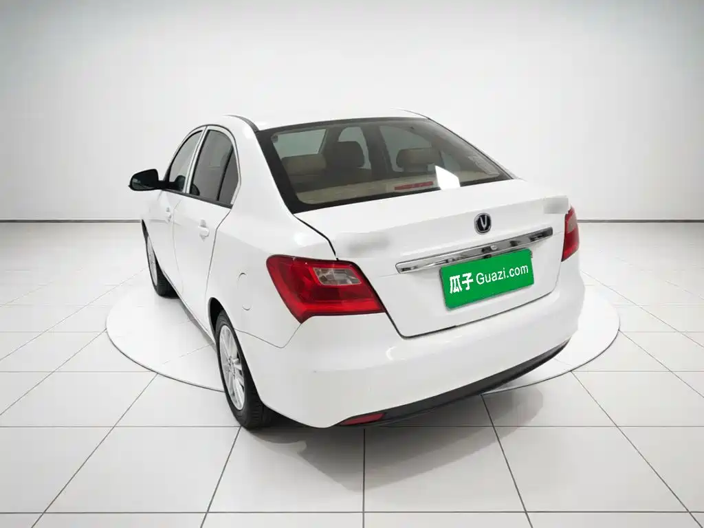 Changan V3 — миниатюра 4