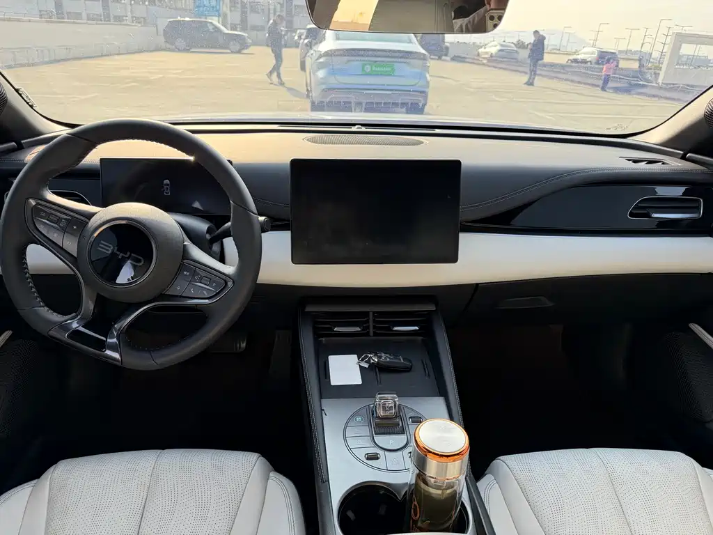 BYD SEAL 06 NEW ENERGY