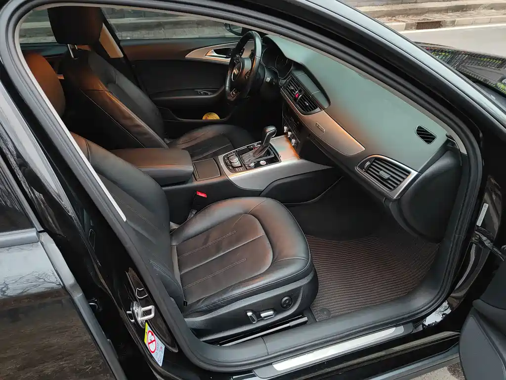 Audi A6 2015 3.0T allroad quattro