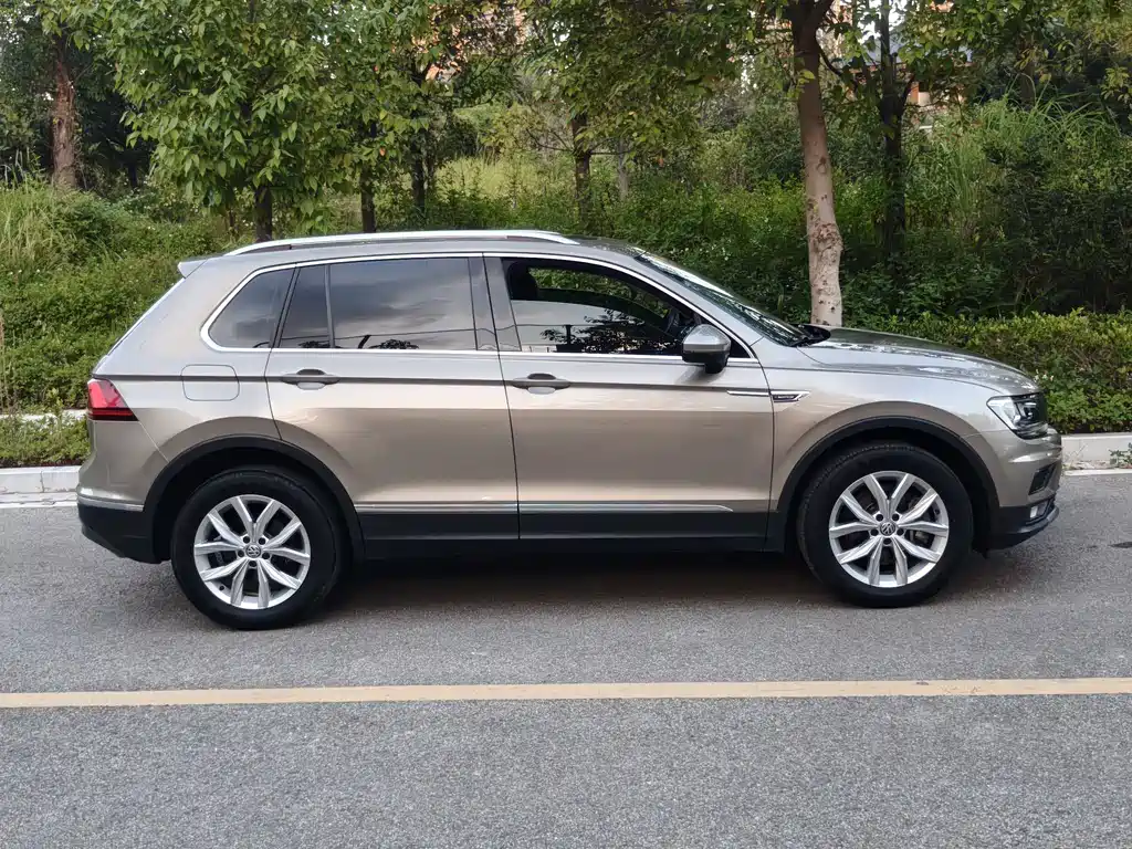 Volkswagen Tiguan — миниатюра 5