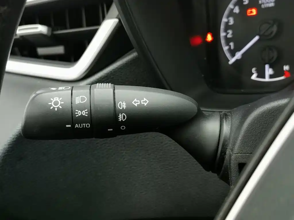 Toyota Corolla — миниатюра 21