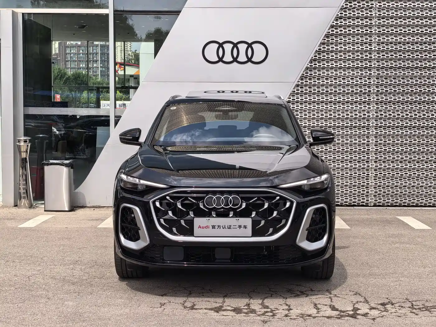 Audi Q5L id 4589487 из Китая 20