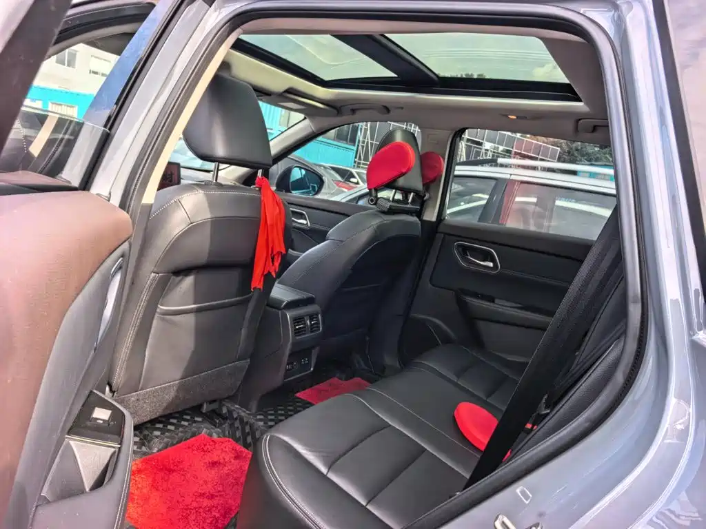 Nissan X-Trail — миниатюра 9