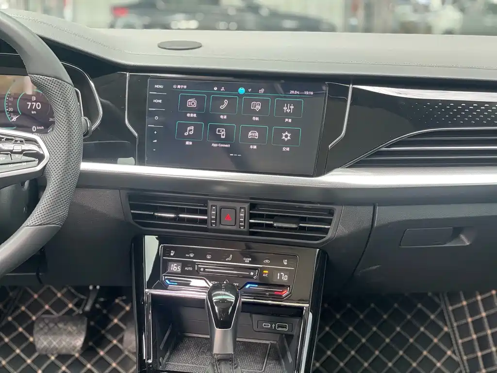 Volkswagen Passat — миниатюра 12