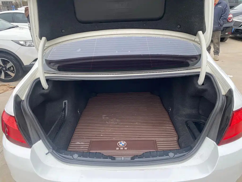 BMW 5 Series 5 2011 520Li Elegant