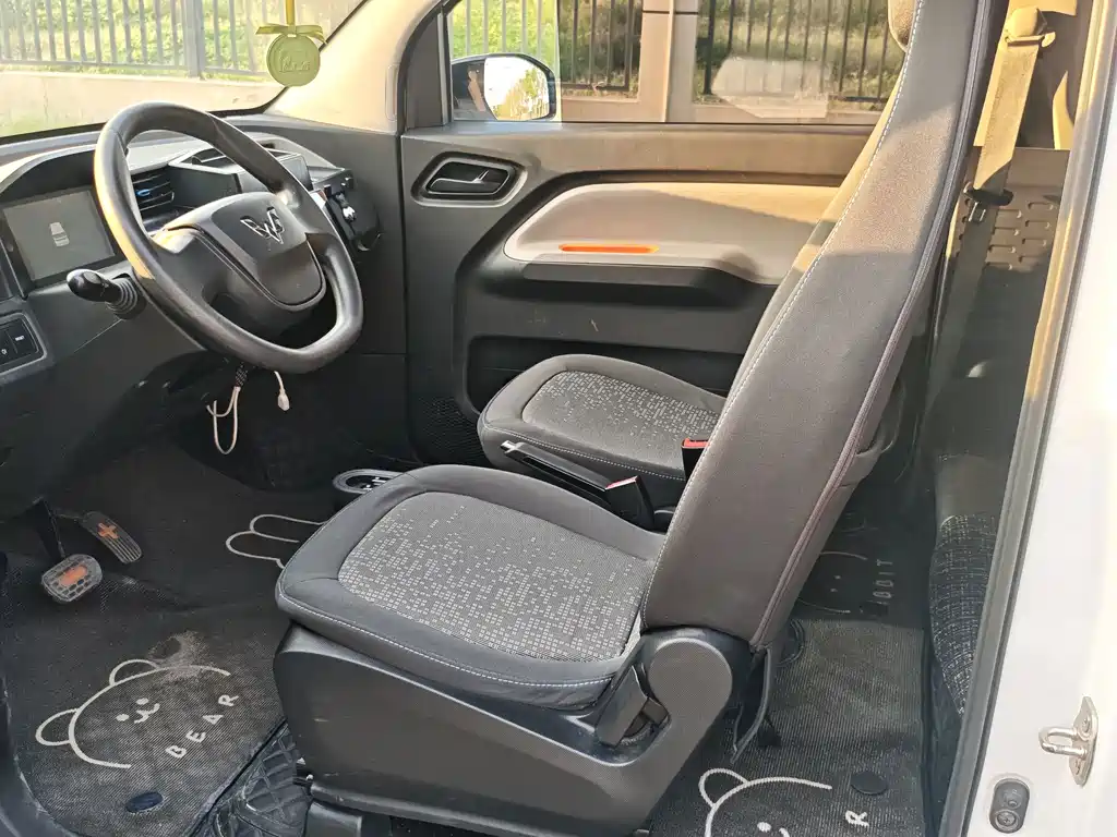 Wuling MINIEV — миниатюра 7
