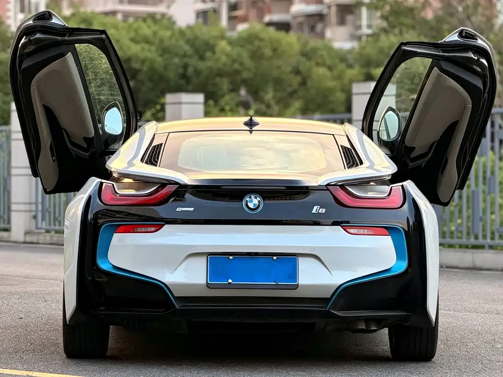 BMW i8 — миниатюра 4