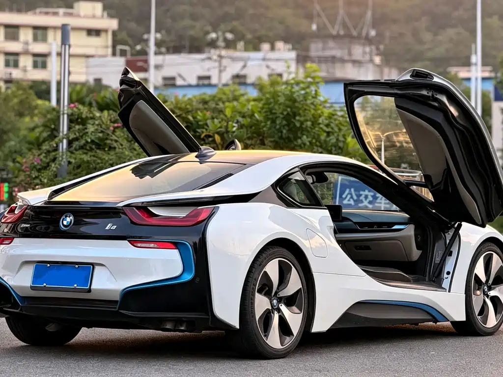 BMW i8 — миниатюра 5
