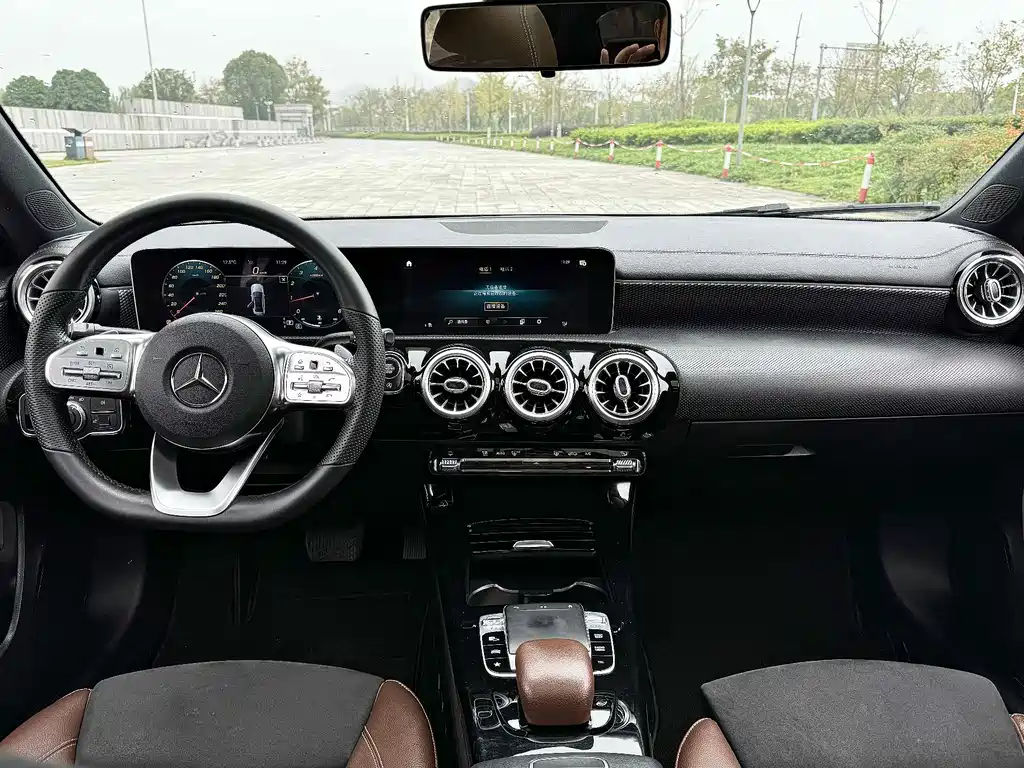 Mercedes-Benz A-Class A 2020 A 200 L
