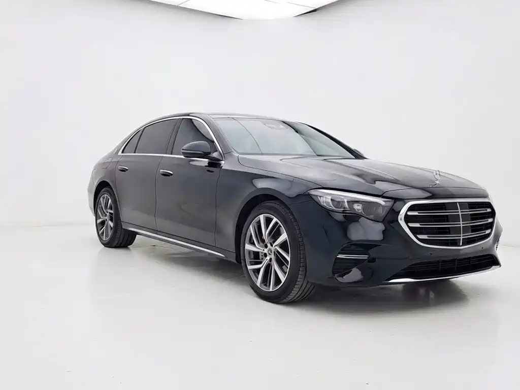 Mercedes-Benz E-Class — миниатюра 3