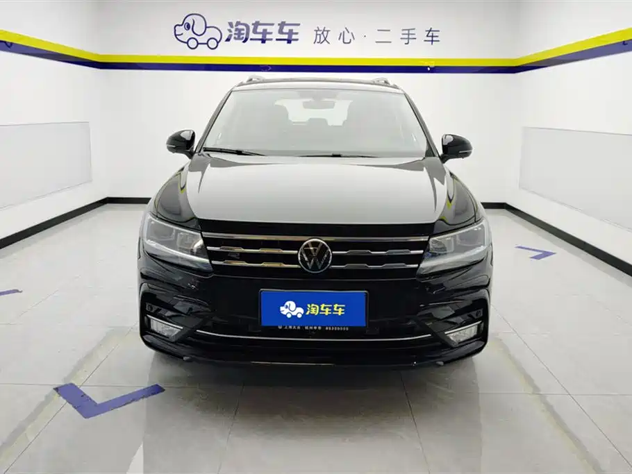 Volkswagen Tiguan L L 2021 330TSI AT R-Line