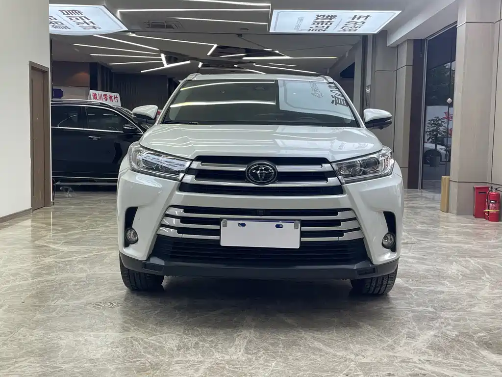 Toyota Highlander — миниатюра 2
