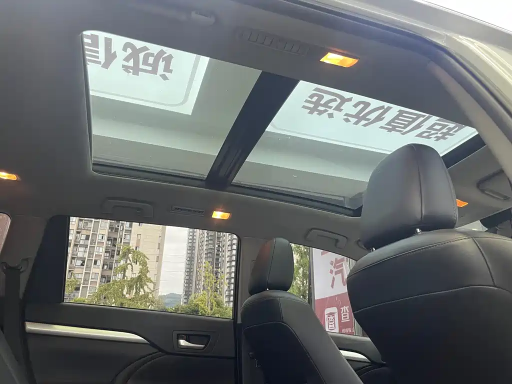Toyota Highlander — миниатюра 22