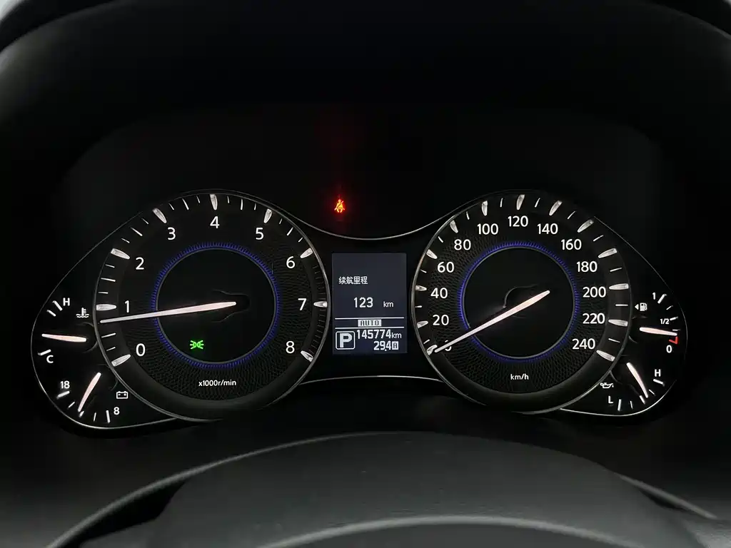 Infiniti QX — миниатюра 44
