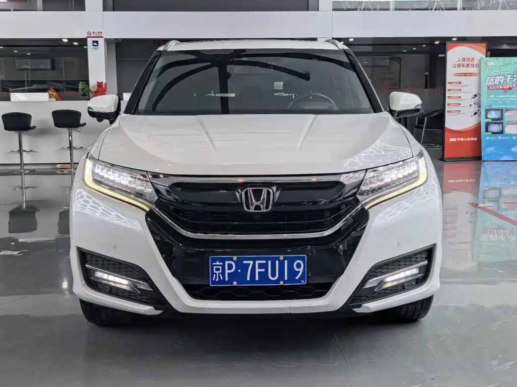 Honda UR-V — миниатюра 2